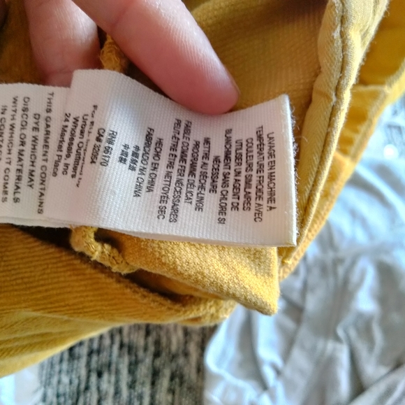 Free people size 0 gold pants - Picture 8 of 10